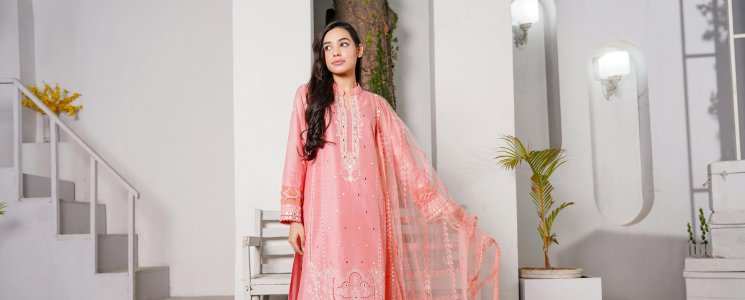 7 Amazing-Pink-Color Anarkali-Salwar Kameez-Style